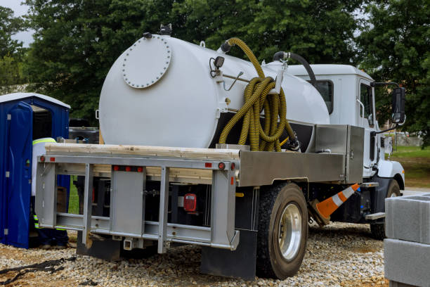 Best Construction site porta potty rental  in Country Club Hls, IL